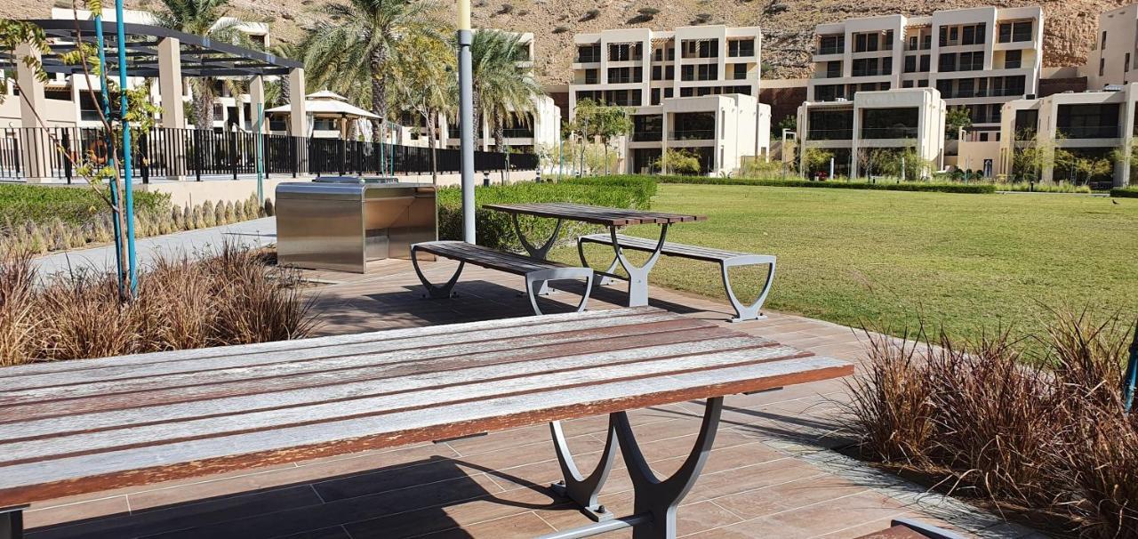 One 2Bhk Elegant Apartment In Muscat Bay 03 Dış mekan fotoğraf